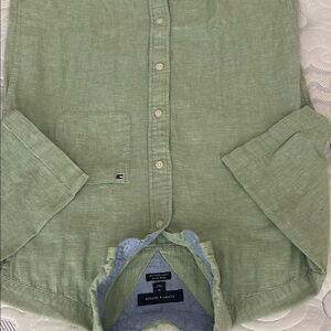 Tommy Hilfiger Men's Sage Green Button Down Shirt